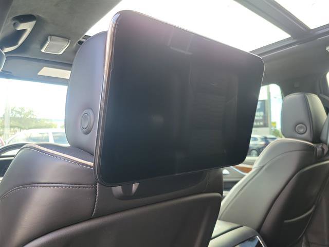 Certified 2023 Cadillac Escalade Sport Platinum w/ LPO, ONYX Package AWD/4WD image 15