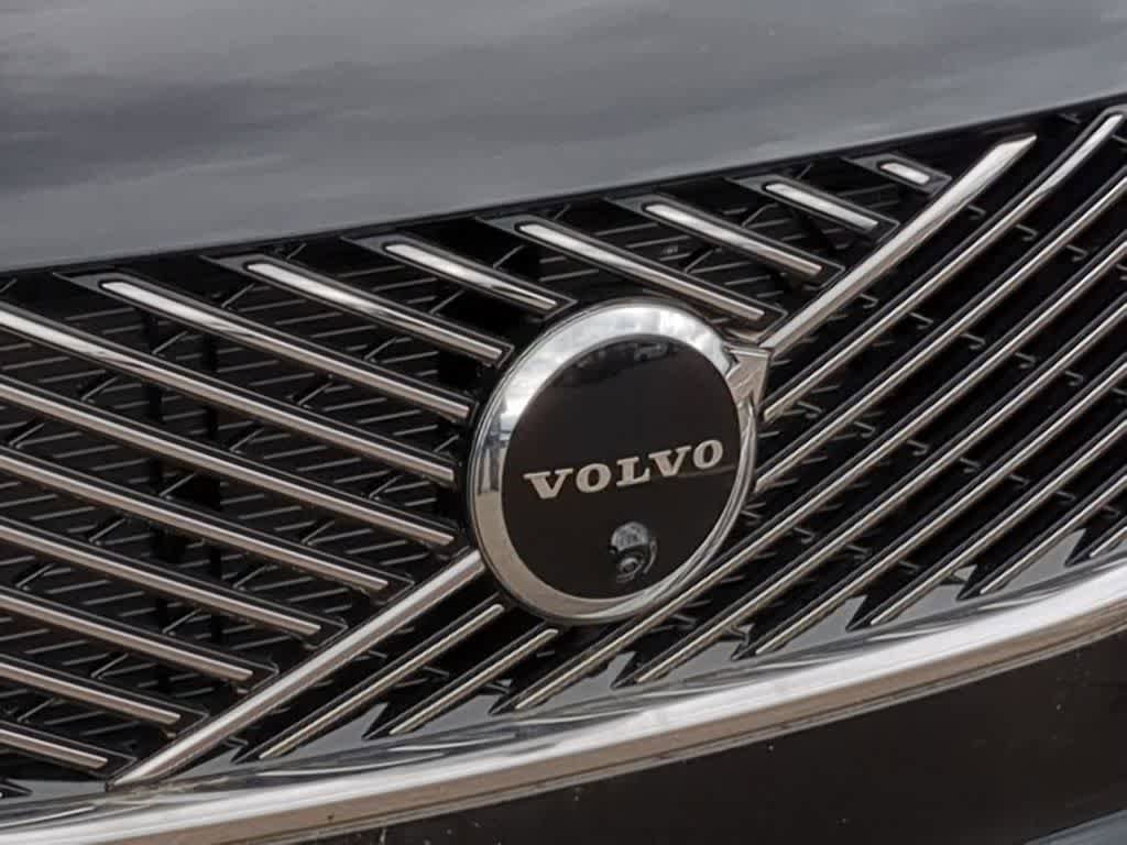 New 2026 Volvo XC90 B6 Plus w/ Protection Package AWD/4WD image 11