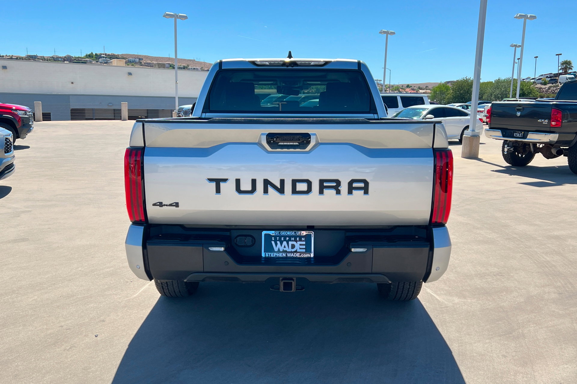 Used 2024 Toyota Tundra Limited AWD/4WD image 5