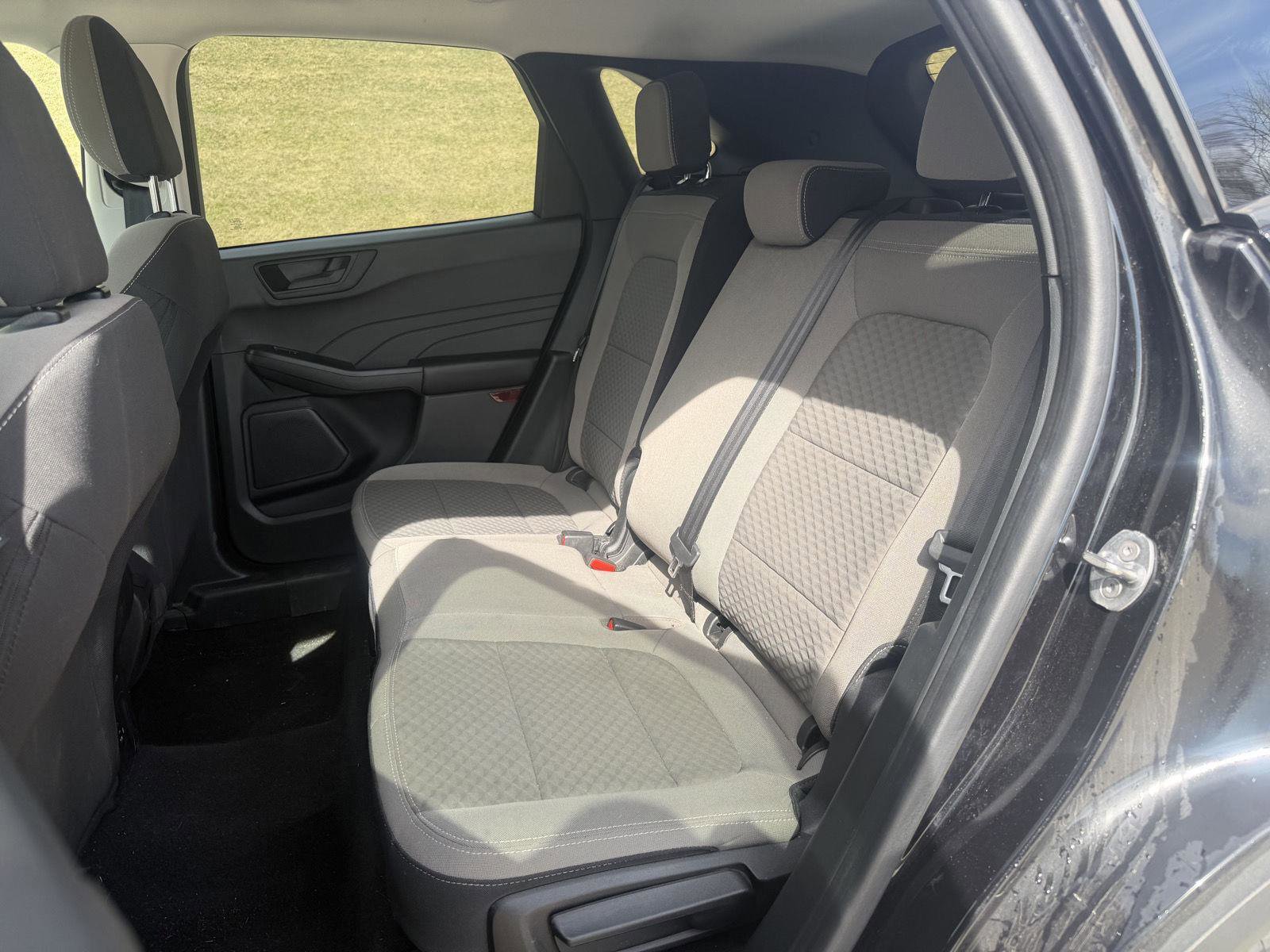 Used 2022 Ford Escape SE image 20