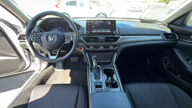 Used 2021 Honda Accord LX image 17