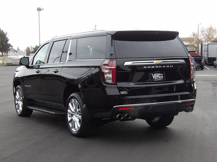 Used 2021 Chevrolet Suburban High Country image 4