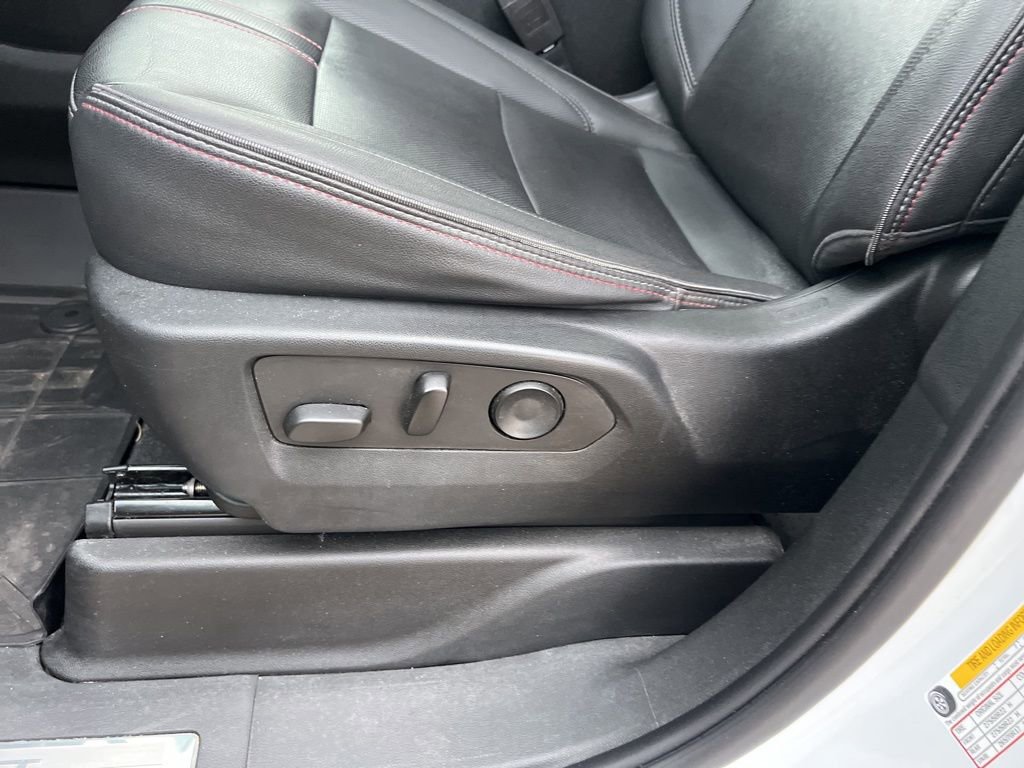 Used 2022 Chevrolet Suburban RST w/ Luxury Package image 27