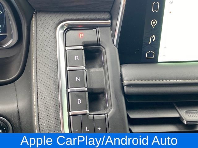 Certified 2024 GMC Yukon SLT w/ SLT Luxury Package image 13