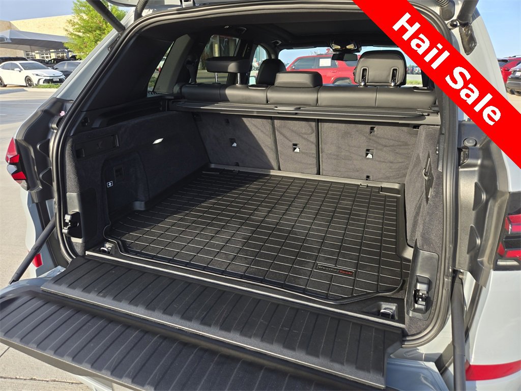 Used 2024 BMW X5 xDrive40i w/ M Sport Package image 32