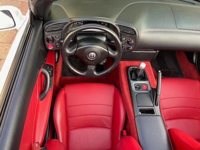 Used 2000 Honda S2000 image 16