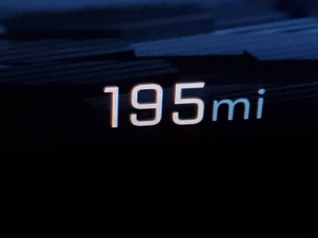 Used 2025 Chevrolet Tahoe Z71 w/ Comfort Package image 14