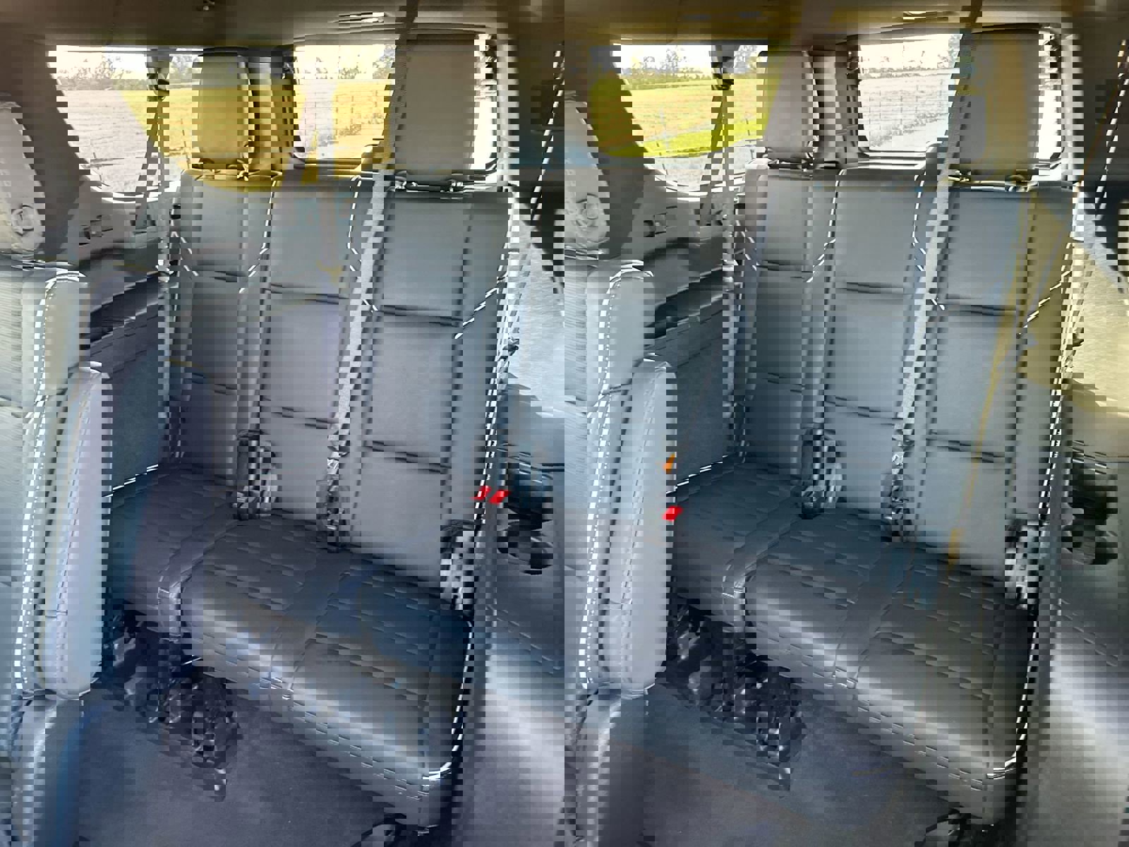 Used 2023 Cadillac Escalade ESV Premium Luxury image 24