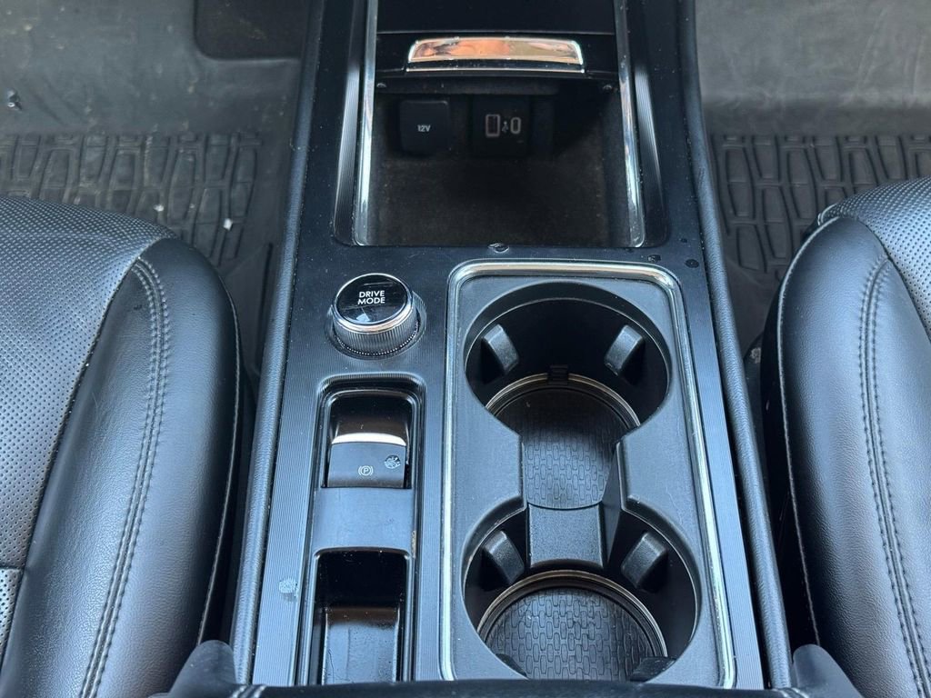 Used 2023 Lincoln Corsair Grand Touring AWD/4WD image 19