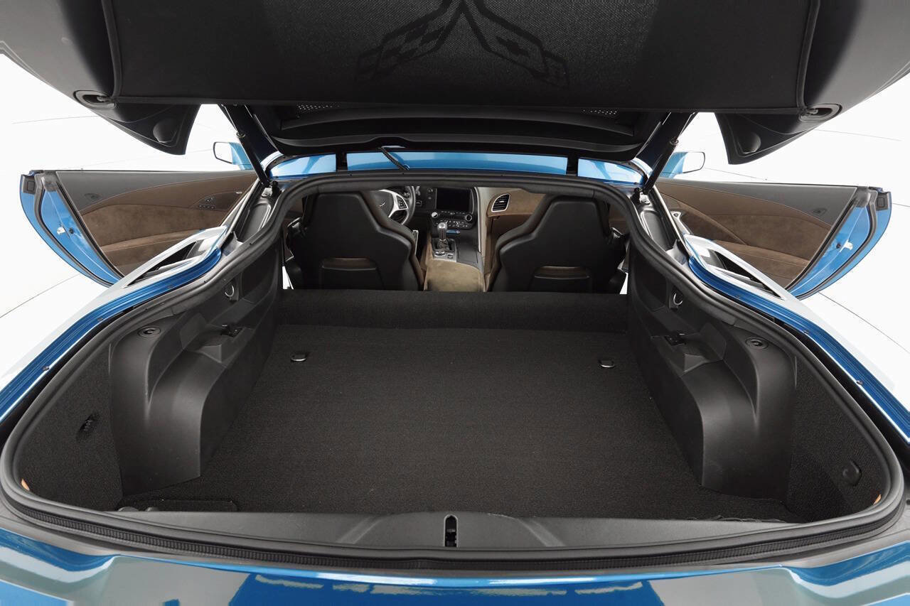 Used 2014 Chevrolet Corvette Stingray Coupe w/ 3LT Preferred Equipment Group image 28