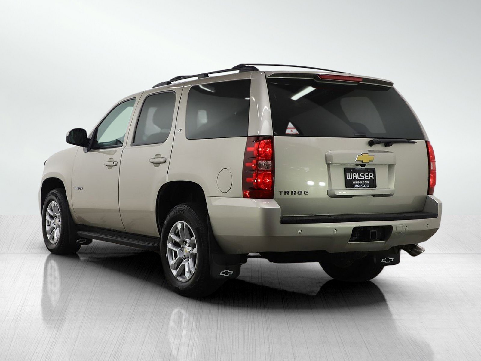 Used 2013 Chevrolet Tahoe LT w/ Luxury Package image 3