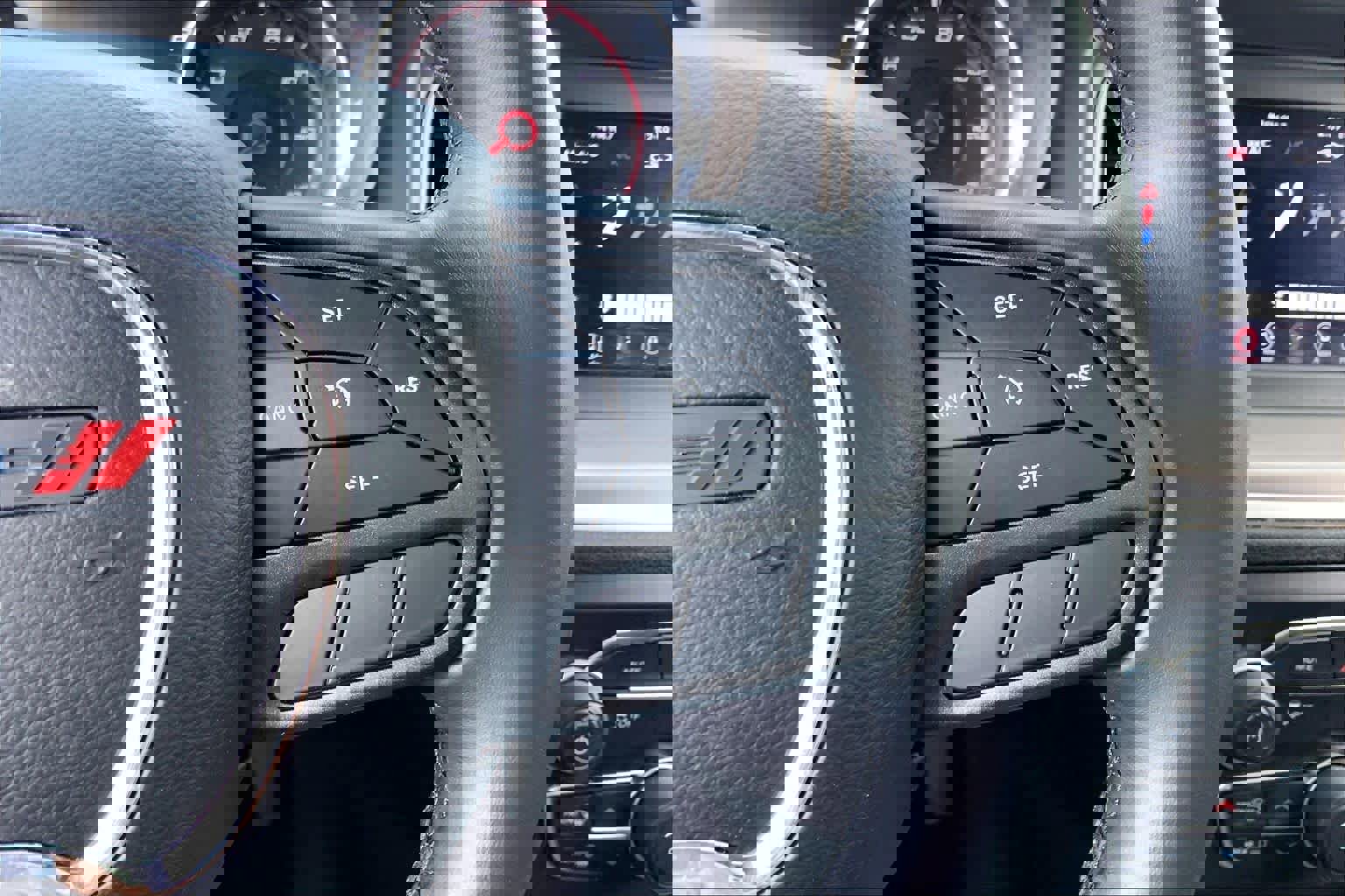 Used 2022 Dodge Charger SXT image 25