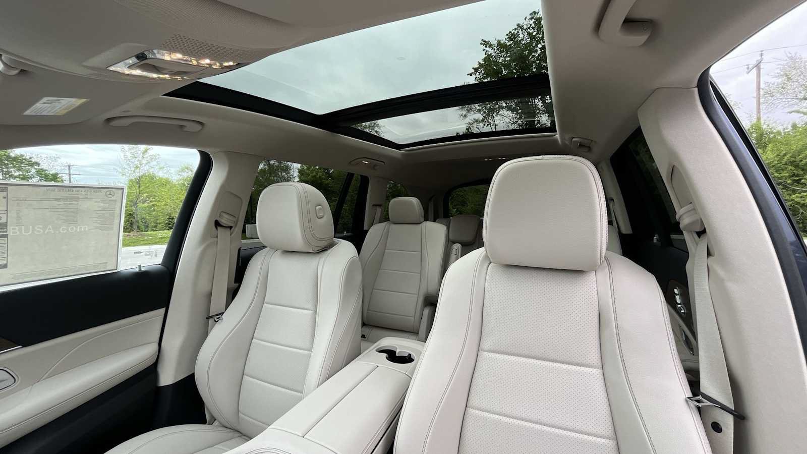 New 2026 Mercedes-Benz GLS 450 4MATIC image 9