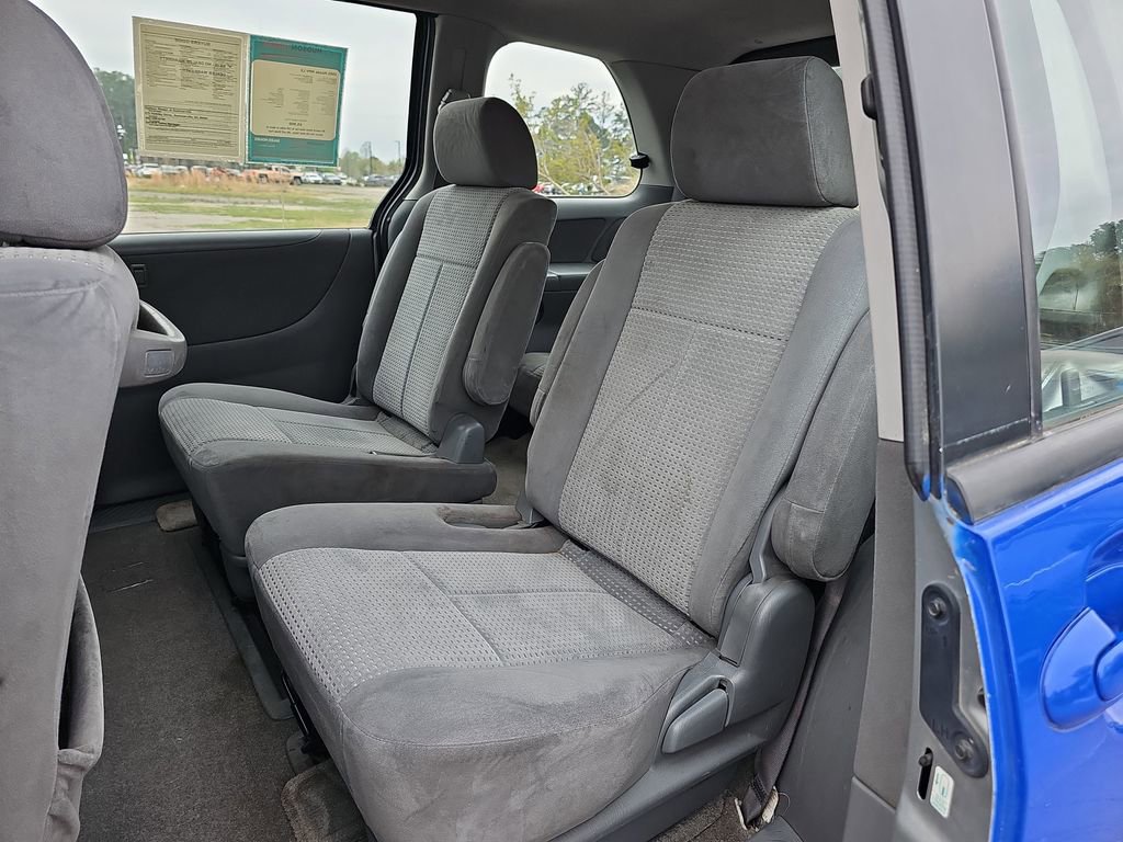 Used 2005 MAZDA MPV LX w/ Floor & Cargo Mat Pkg image 18