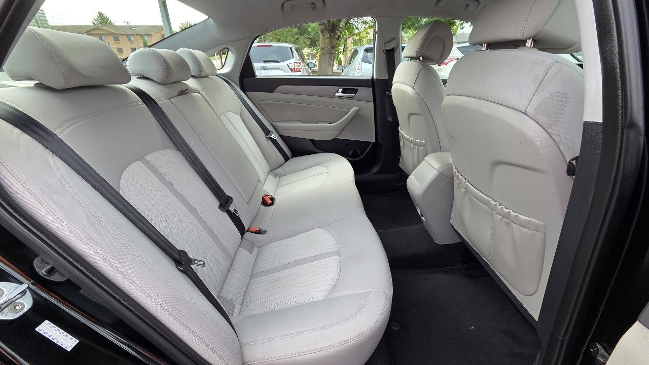 Used 2016 Hyundai Sonata SE FWD image 15