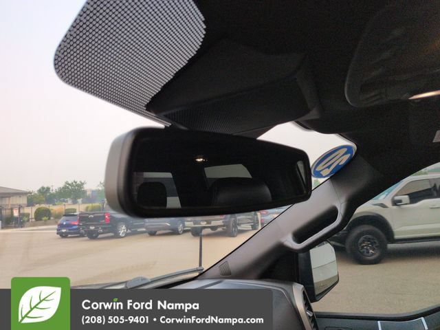 Used 2020 Ford F150 Lariat w/ Equipment Group 502A Luxury AWD/4WD image 20