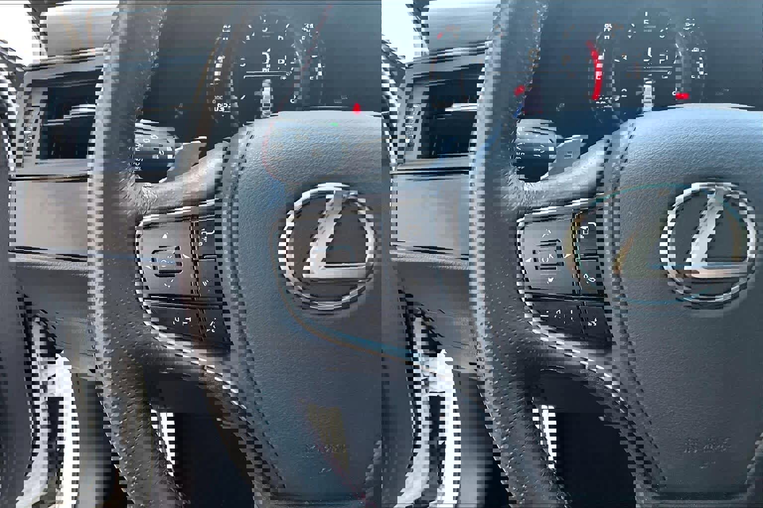 Used 2023 Lexus ES 350 F Sport w/ Accessory Package (Z2) image 24