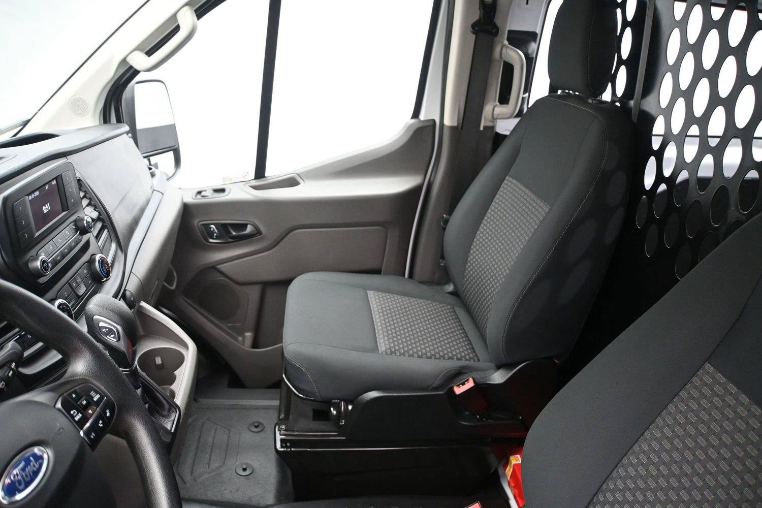 Used 2025 Ford Transit 250 Low Roof w/ Exterior Upgrade Package RWD image 5