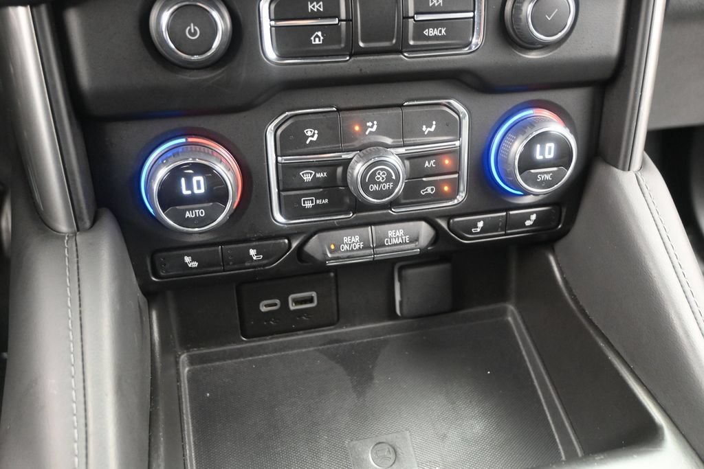 Used 2024 Chevrolet Tahoe LT RWD image 15
