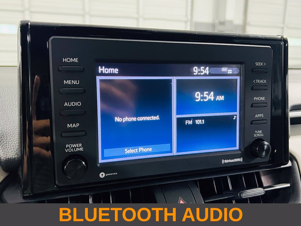 Used 2021 Toyota RAV4 XLE w/ Convenience Package FWD image 5