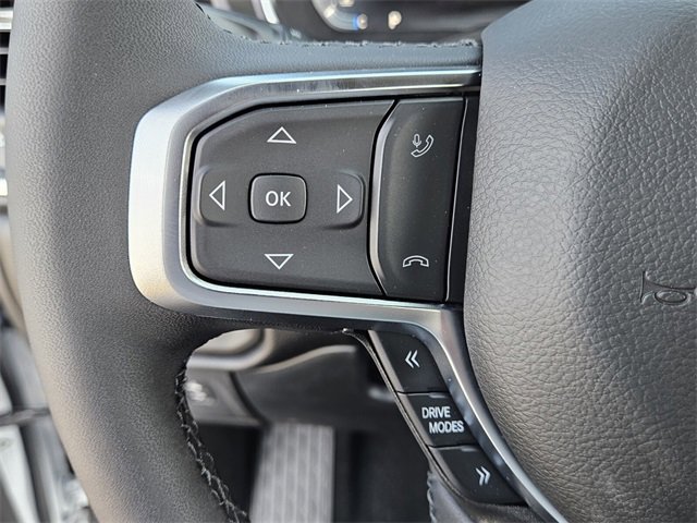 New 2026 RAM 1500 4x4 Crew Cab image 30