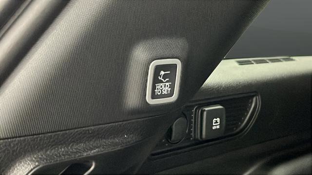 New 2026 Jeep Grand Cherokee Altitude image 32