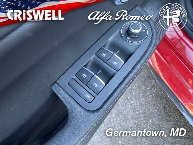 New 2024 Alfa Romeo Giulia Quadrifoglio w/ Active Assist Plus Package image 18