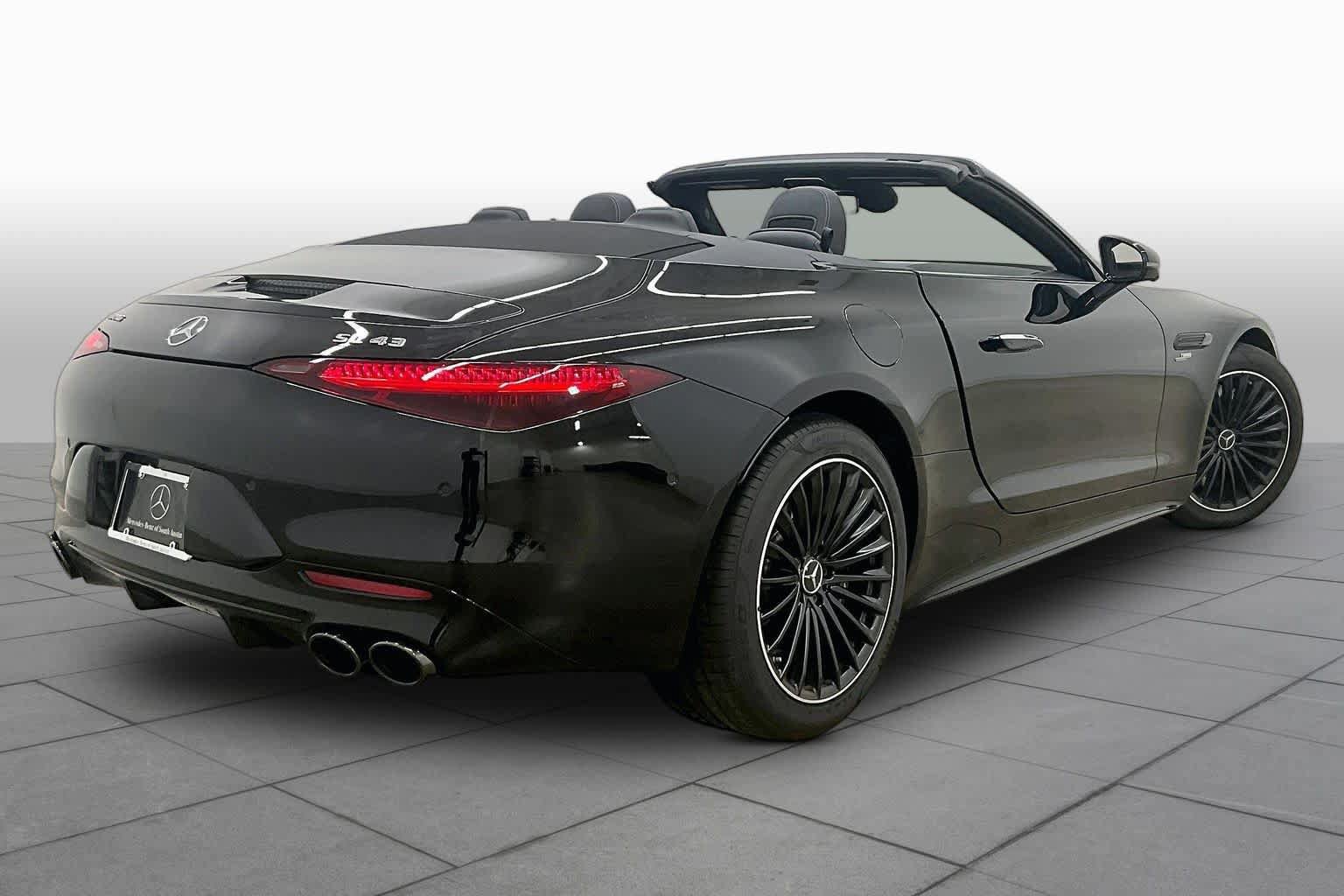 Used 2025 Mercedes-Benz SL 43 AMG image 13