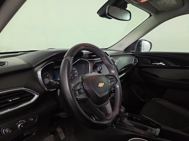 Used 2021 Chevrolet TrailBlazer LT w/ Convenience Package FWD image 14