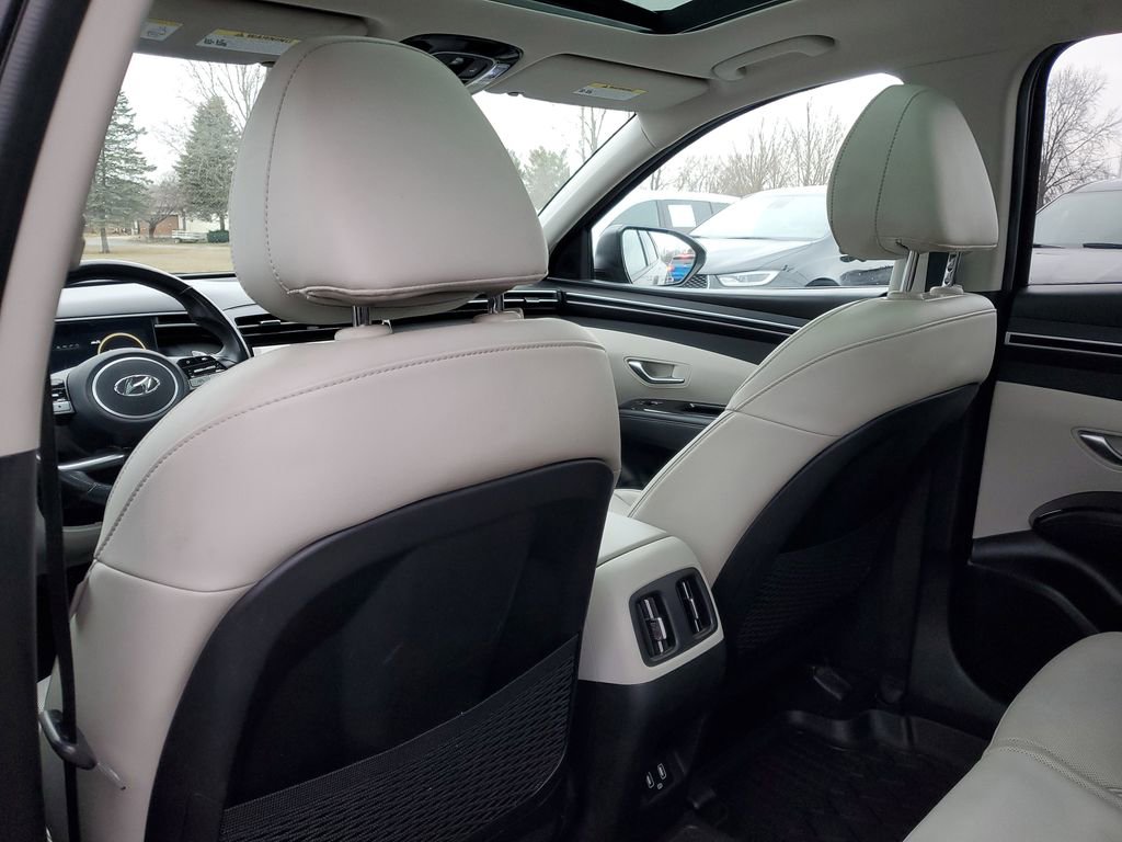 Used 2023 Hyundai Tucson Limited image 33