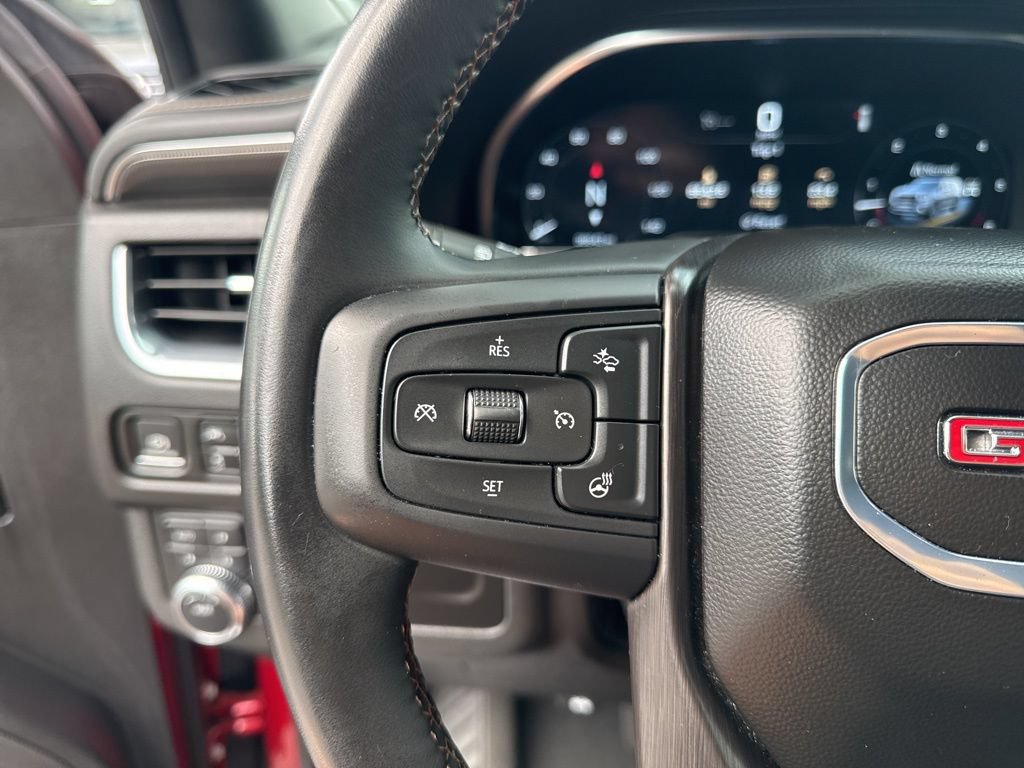 Used 2024 GMC Yukon AT4 AWD/4WD image 24