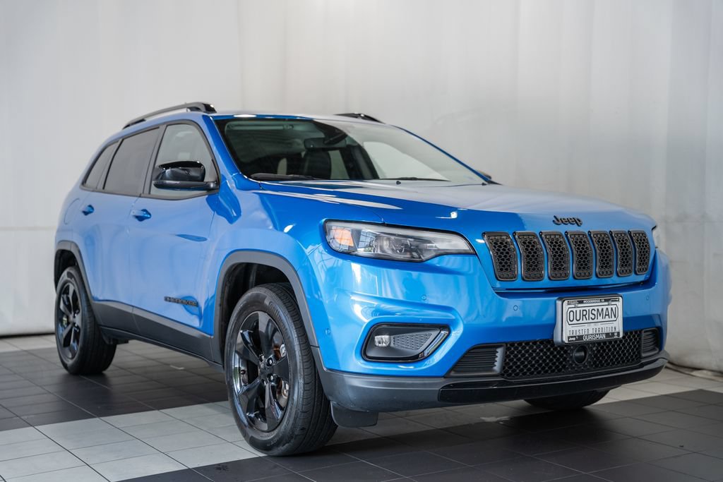 Certified 2023 Jeep Cherokee Altitude Lux AWD/4WD image 1