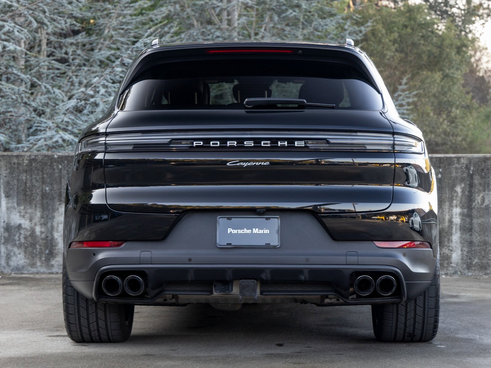 Certified 2025 Porsche Cayenne image 10