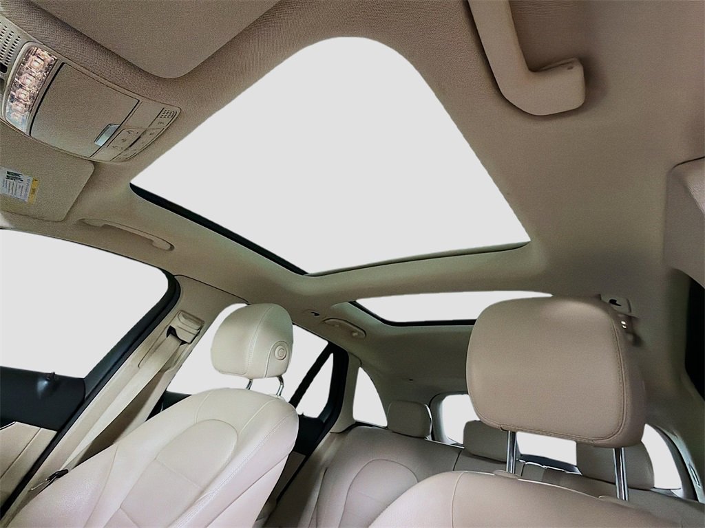 Certified 2018 Mercedes-Benz GLC 300 4MATIC image 15