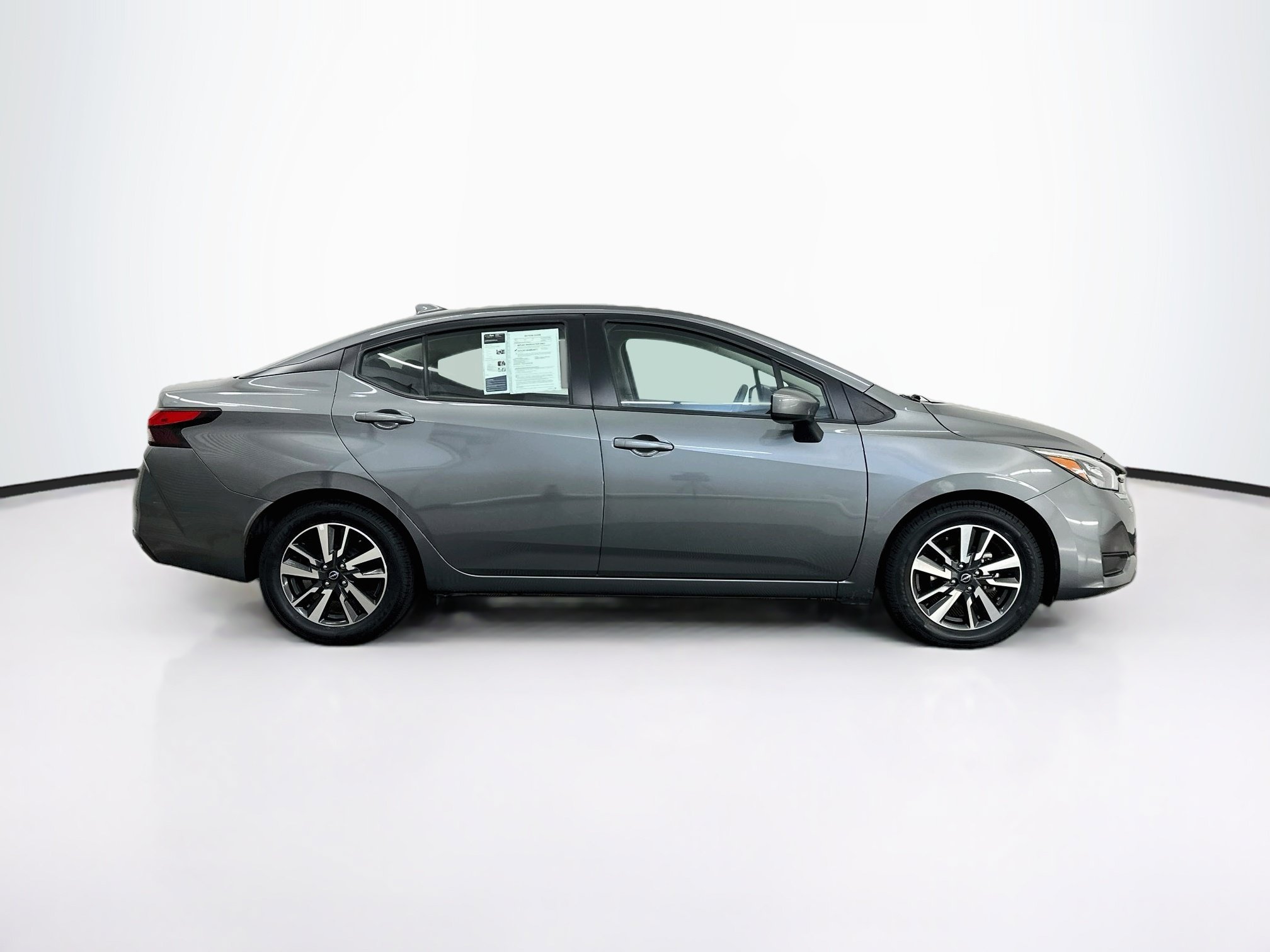 Used 2025 Nissan Versa SV FWD image 10