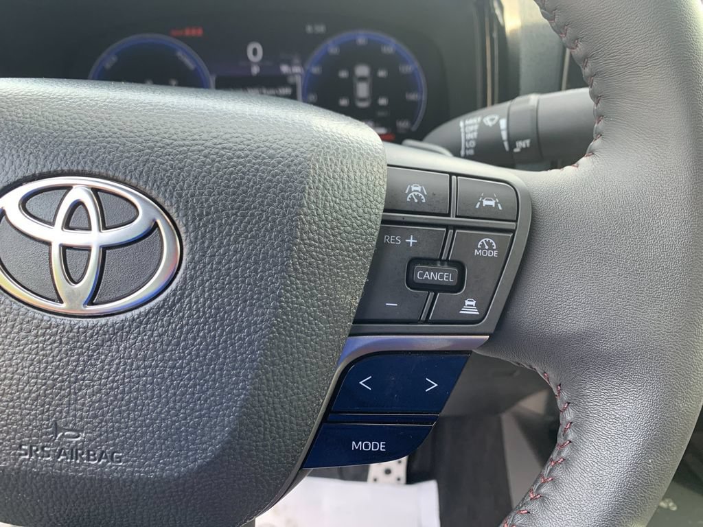 Used 2026 Toyota Camry XSE FWD image 27