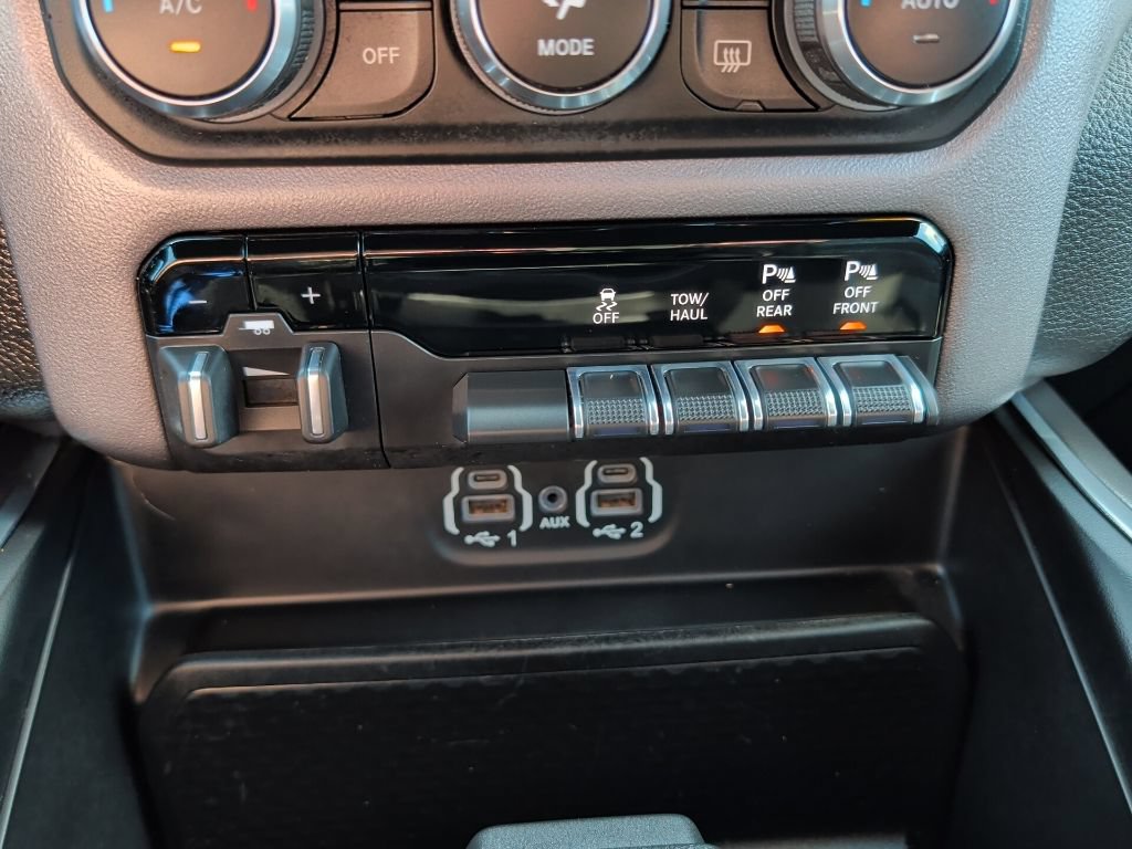 Used 2021 RAM 1500 Laramie w/ Sport Appearance Package AWD/4WD image 20