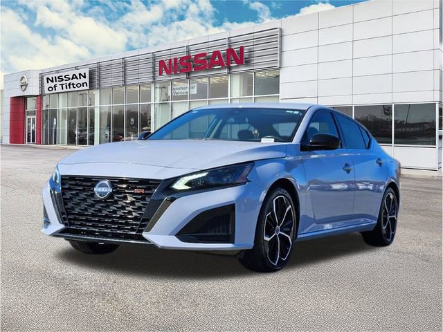 Certified 2024 Nissan Altima 2.5 SR image 3