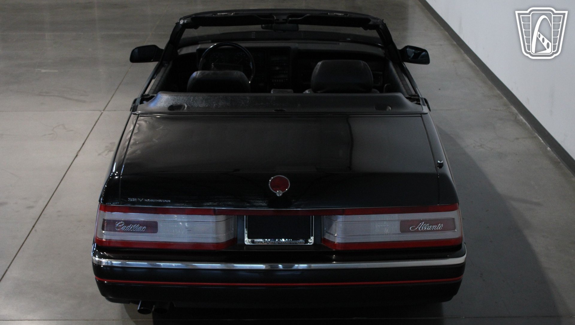 Used 1993 Cadillac Allante FWD image 26