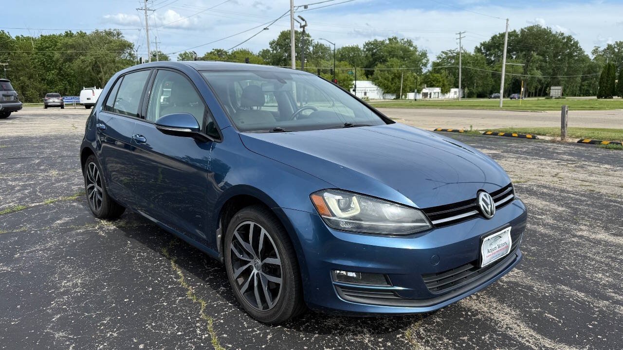 Used 2016 Volkswagen Golf SE w/ Lighting Package