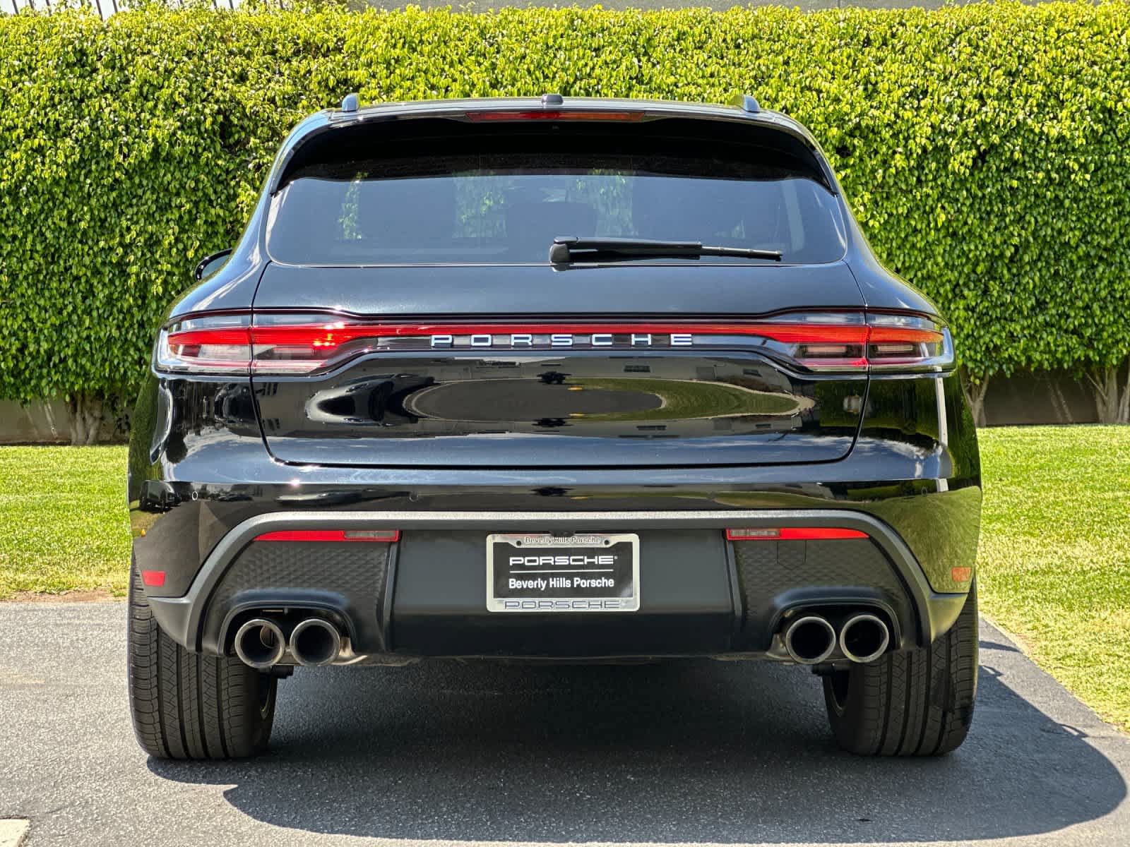 Certified 2026 Porsche Macan AWD/4WD image 7
