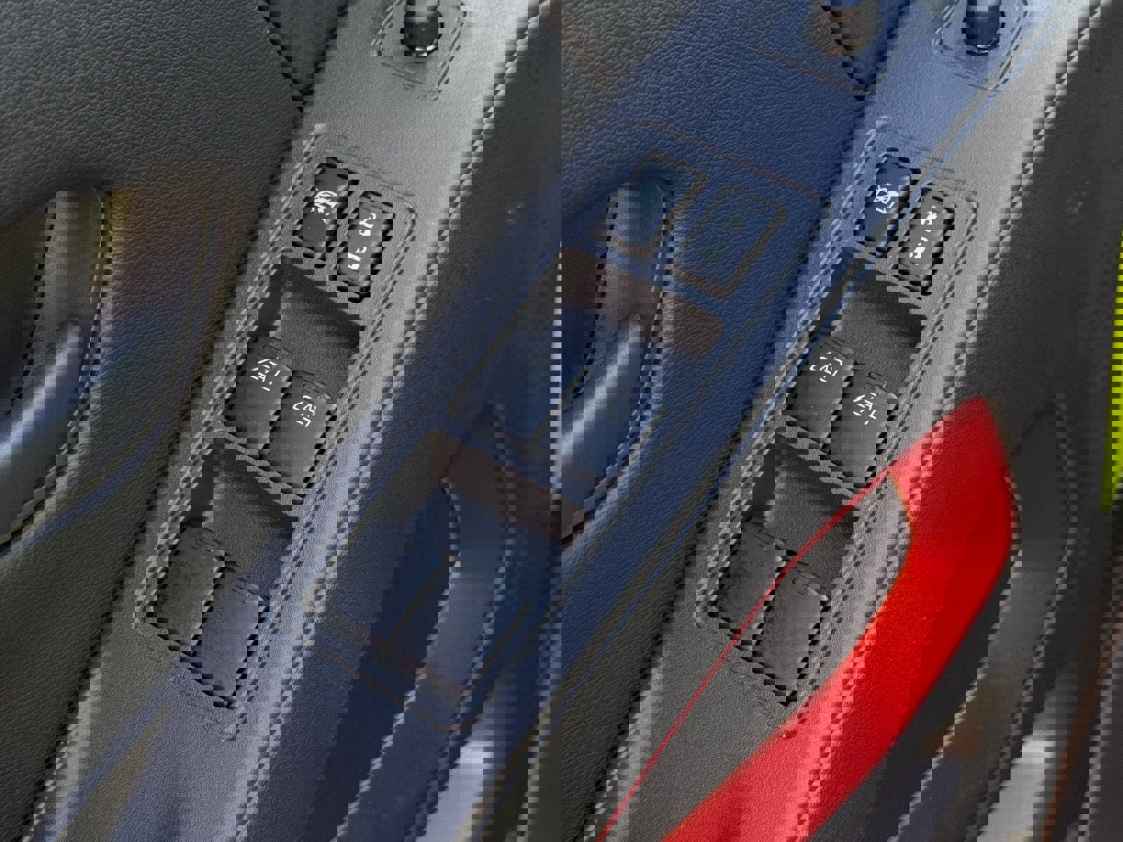 New 2026 Nissan Frontier PRO-4X w/ Pro-4x Convenience Package AWD/4WD image 17