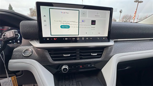 Used 2025 Ford Explorer Platinum w/ Ultimate Package image 29