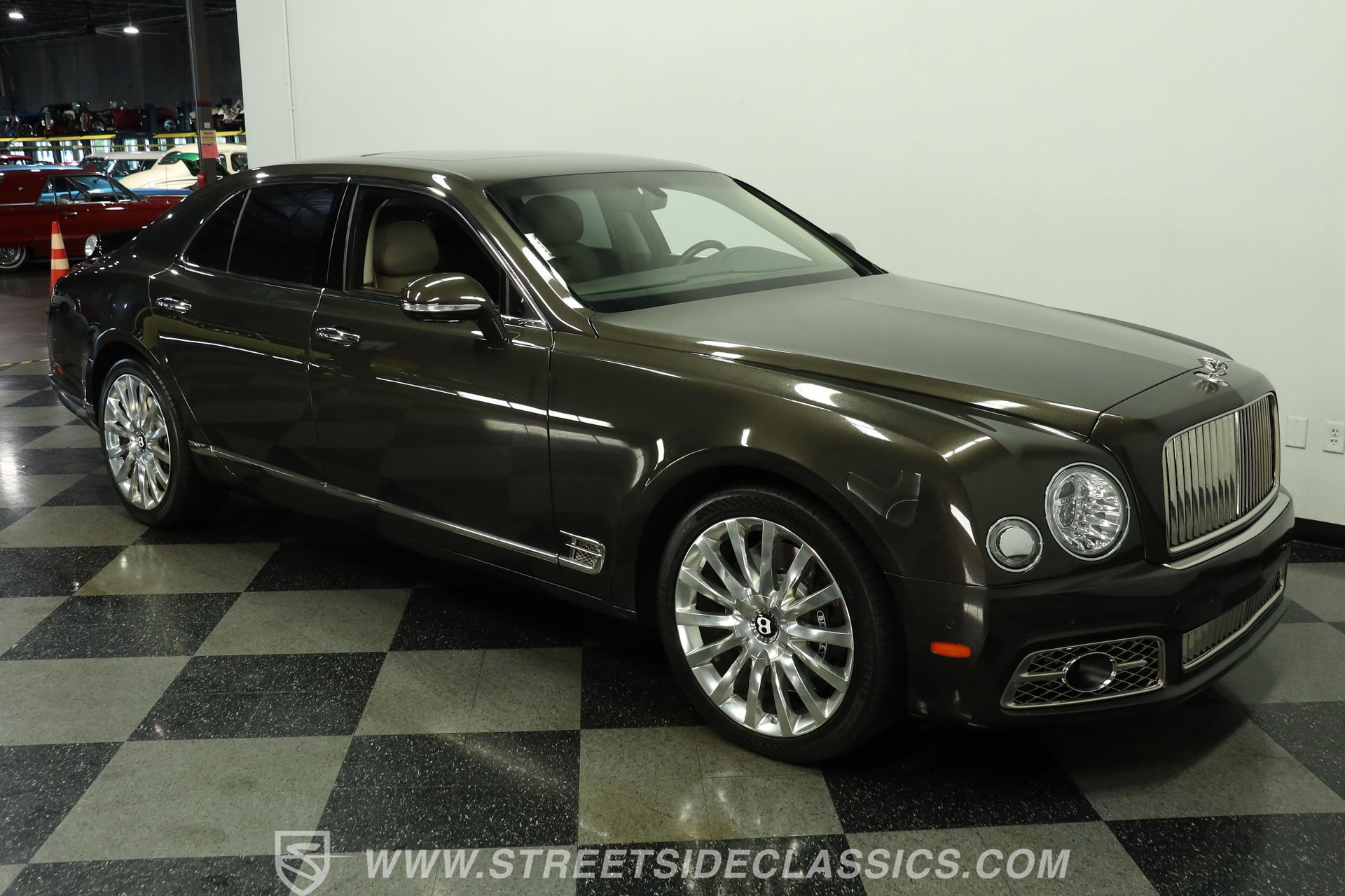 Used 2020 Bentley Mulsanne RWD image 14