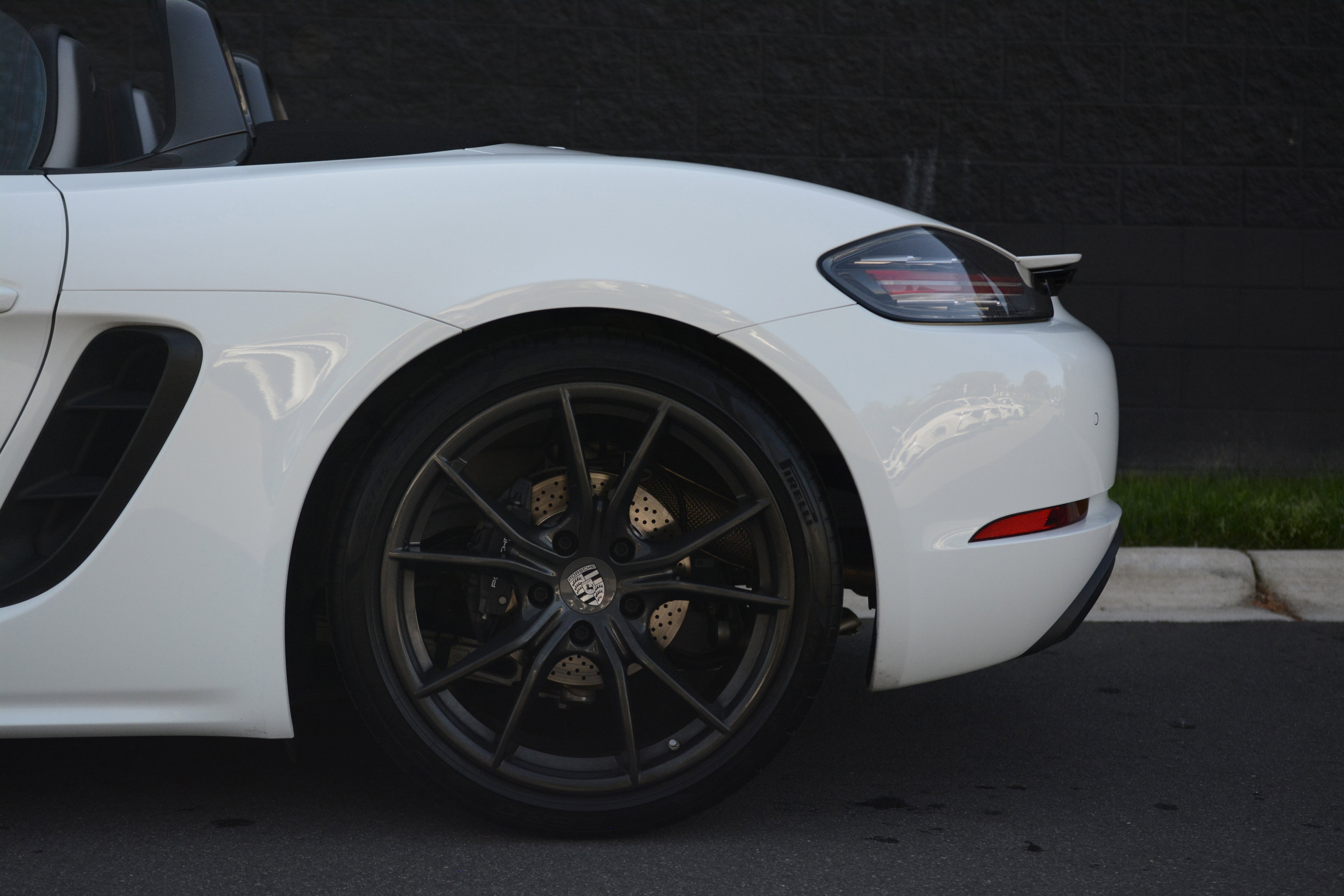 Certified 2021 Porsche 718 Boxster RWD image 26