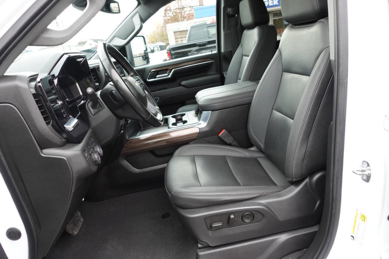 Used 2024 Chevrolet Silverado 2500 LT w/ All Star Edition image 20