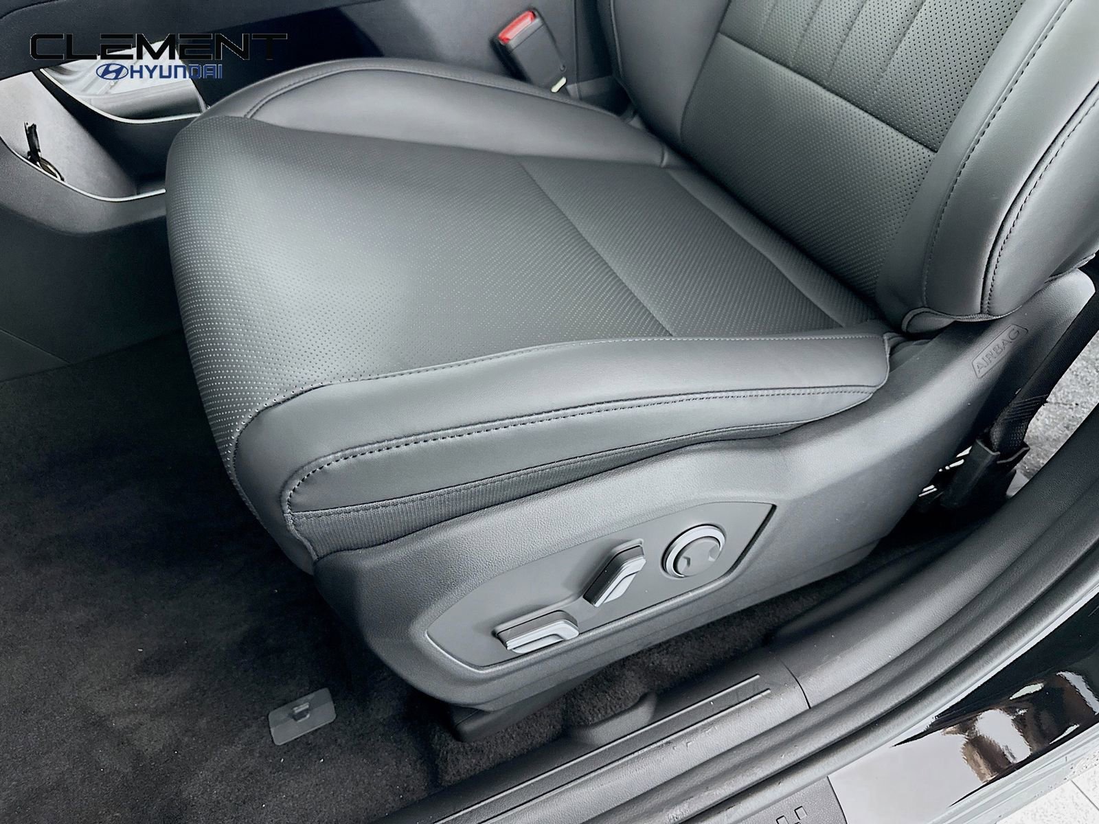 New 2026 Hyundai Santa Fe SEL image 24