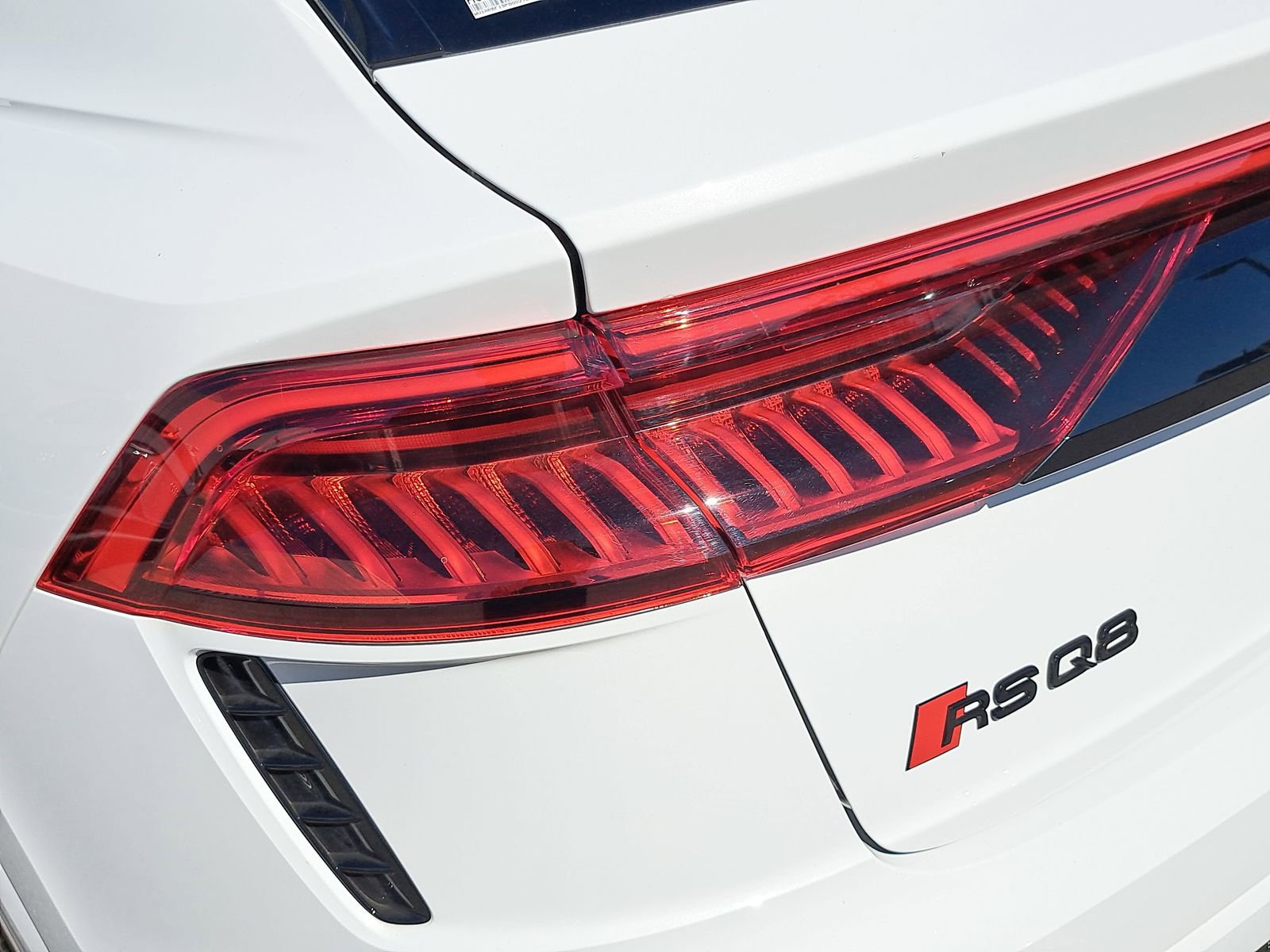 Used 2023 Audi RS Q8 image 38