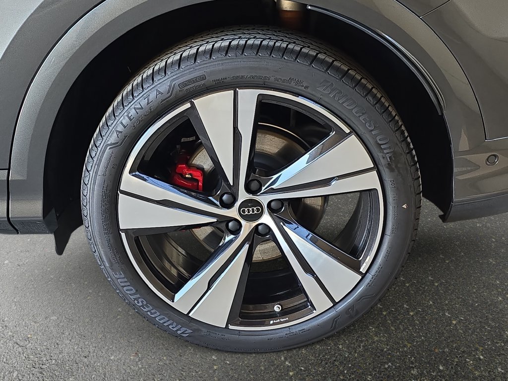 New 2026 Audi SQ5 Premium Plus AWD/4WD image 32