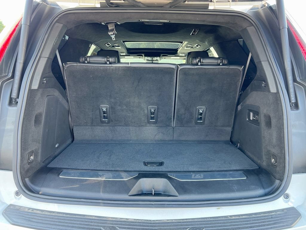Used 2024 Cadillac Escalade V AWD/4WD image 32